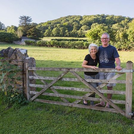 Hayloft Villa เชดดาร์ ภายนอก รูปภาพ