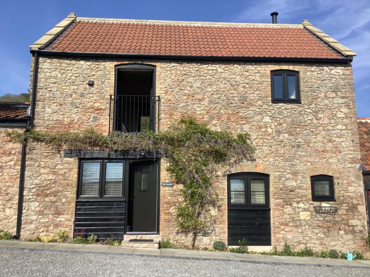 Hayloft Villa เชดดาร์ ภายนอก รูปภาพ