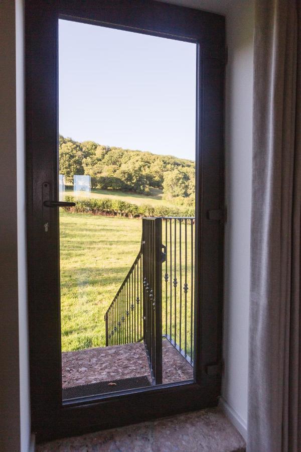 Hayloft Villa เชดดาร์ ภายนอก รูปภาพ