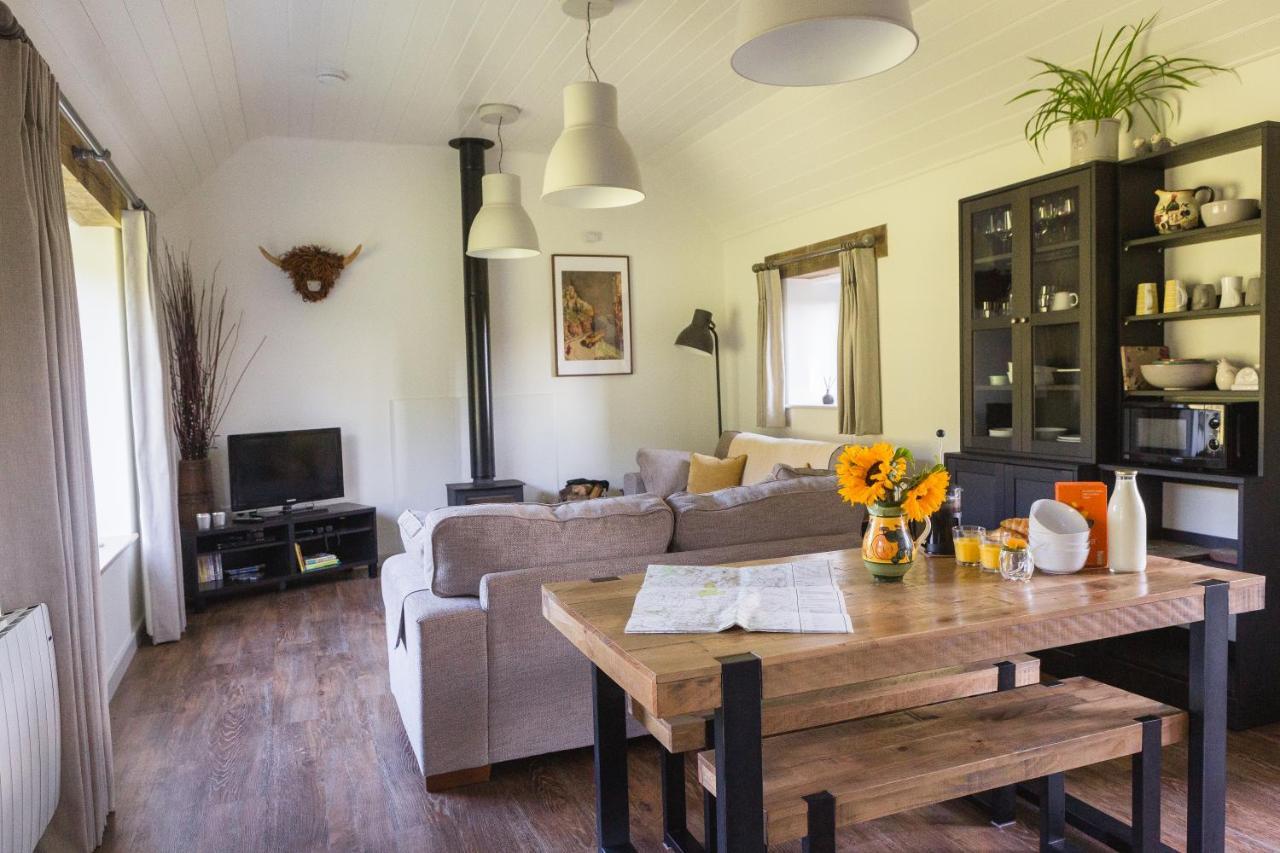 Hayloft Villa เชดดาร์ ภายนอก รูปภาพ